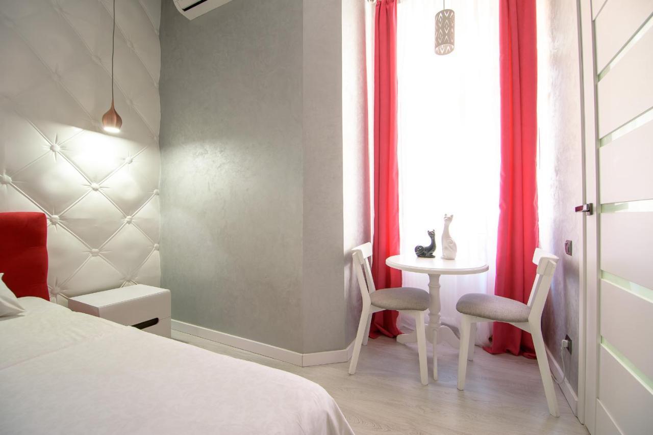 Nova Apartment Lviv Luaran gambar